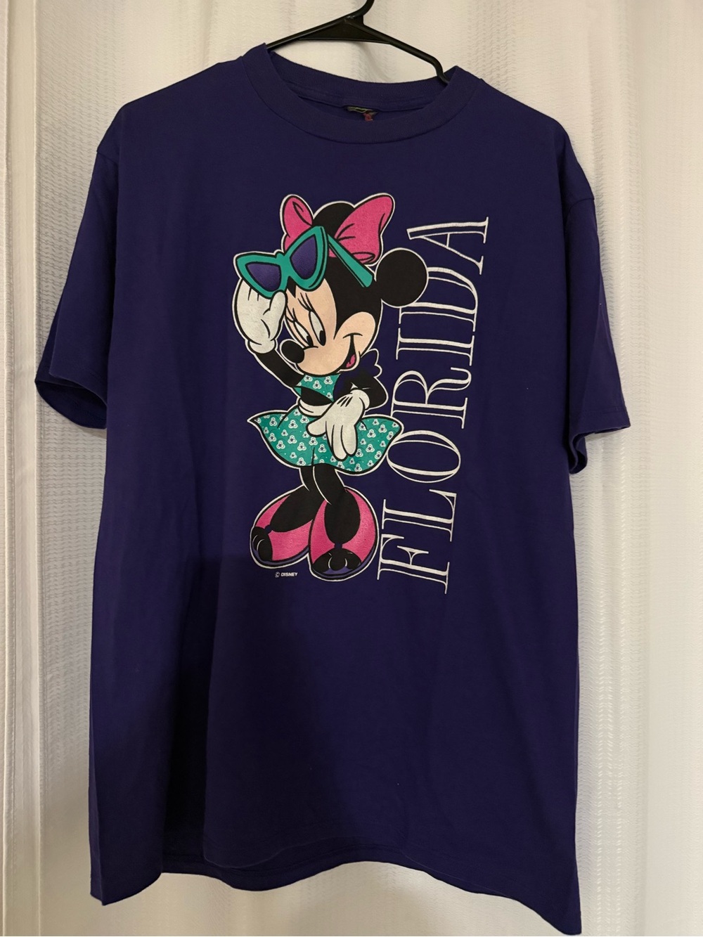 Women’s medium top Minnie Mouse Florida- Purple vintage made in USA Velva sheen